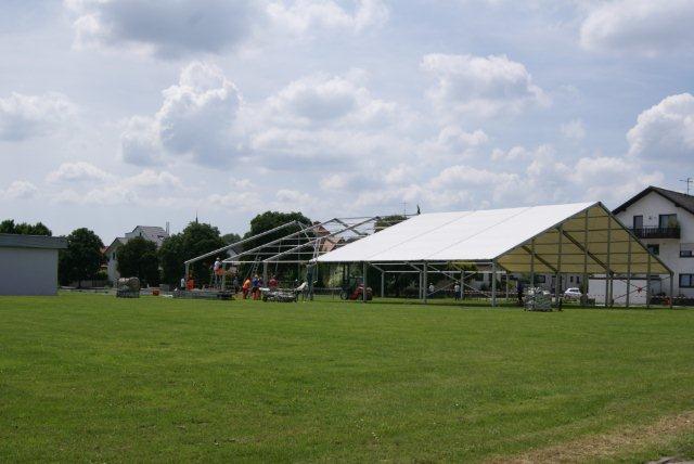 Aufbau Festzelt