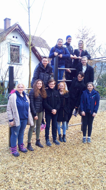 Jugendgemeinderates bei der Einweihung des Calisthenics Park 2018