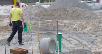 Bauarbeiter auf Baustelle